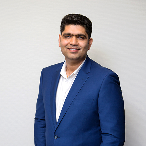 Dr Aseem Gautam